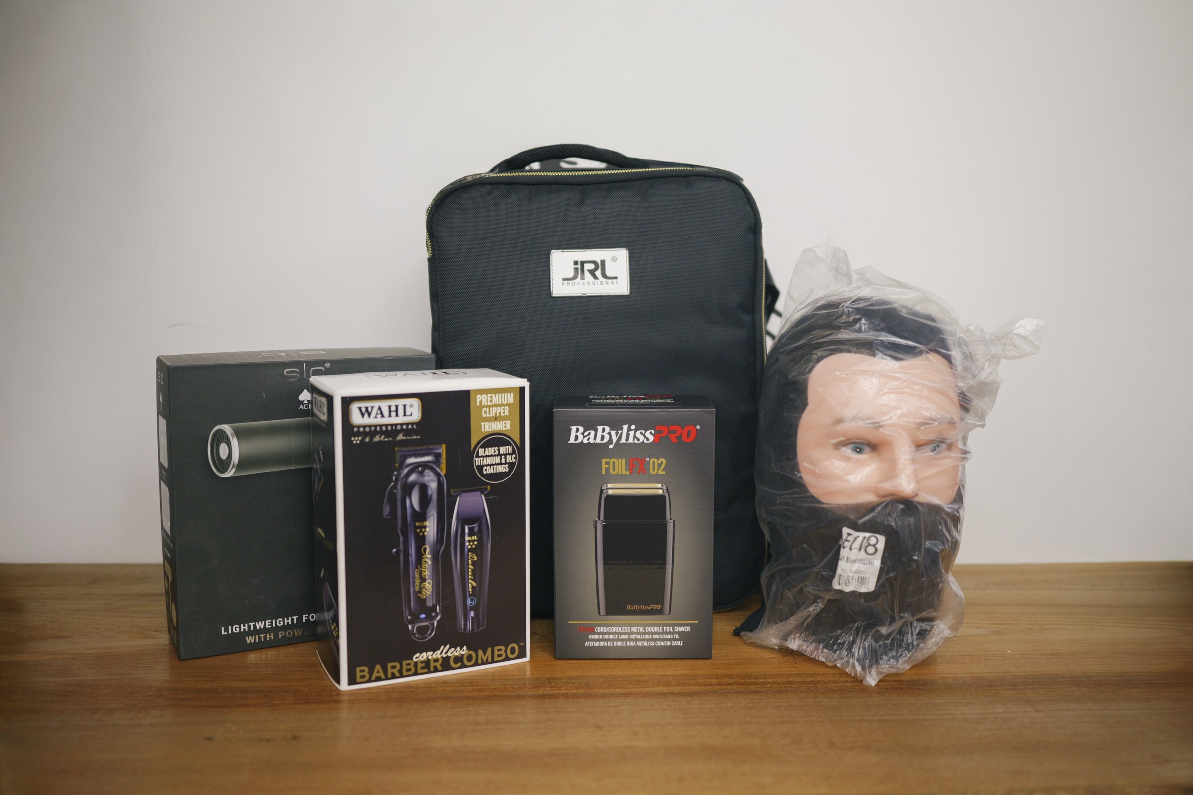 Full professional barber kit included